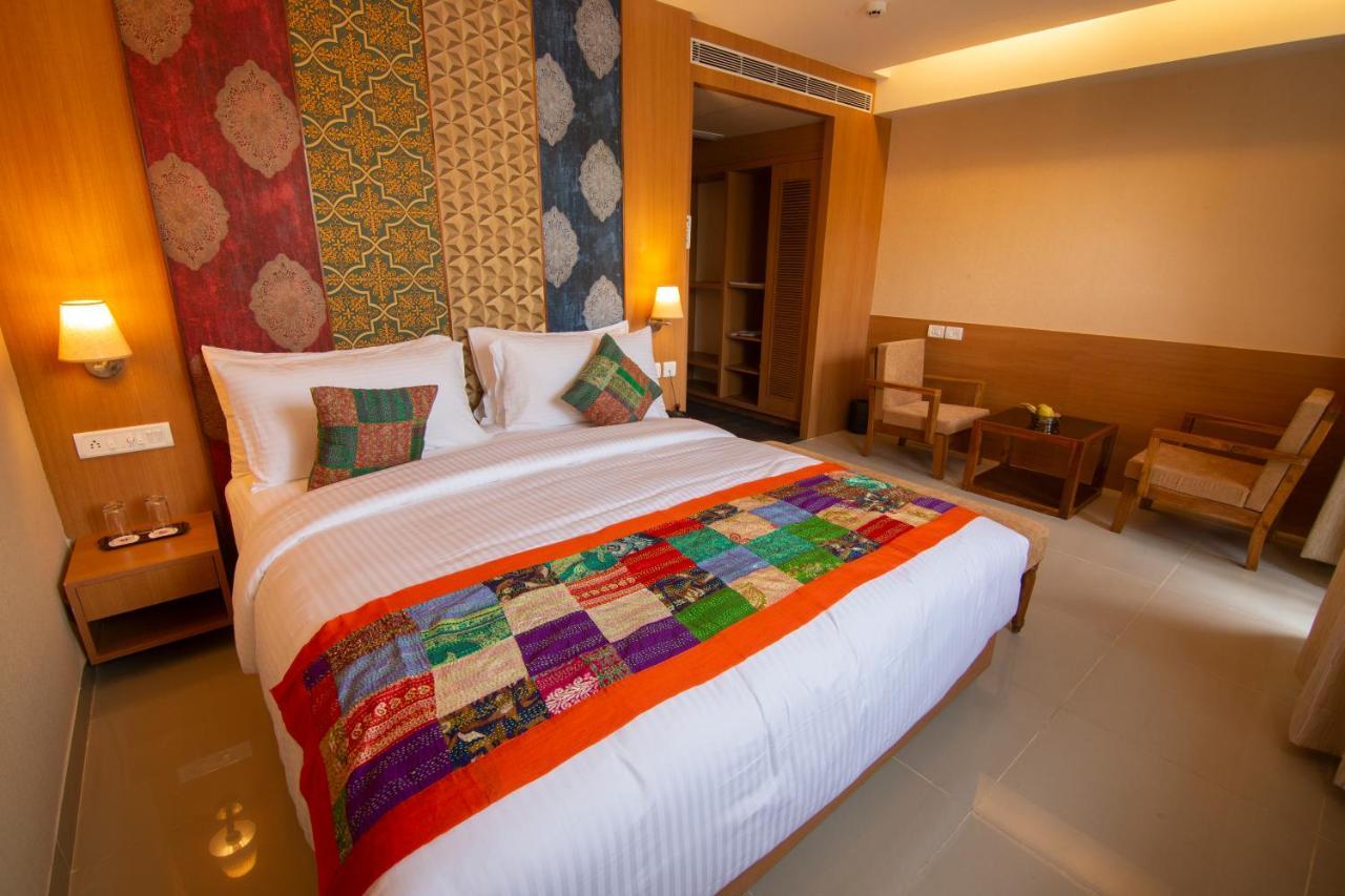 Abhyagama Hotel Digha  Eksteriør billede