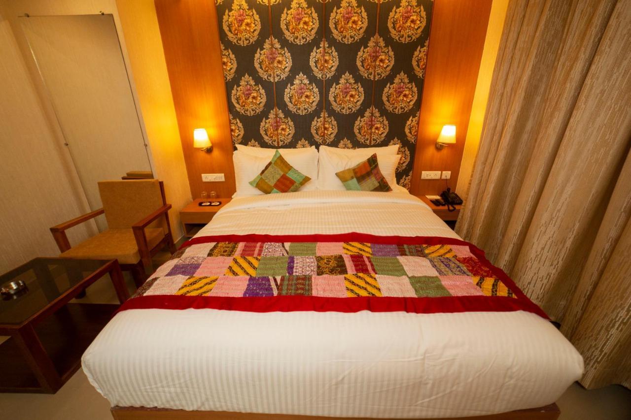 Abhyagama Hotel Digha  Eksteriør billede