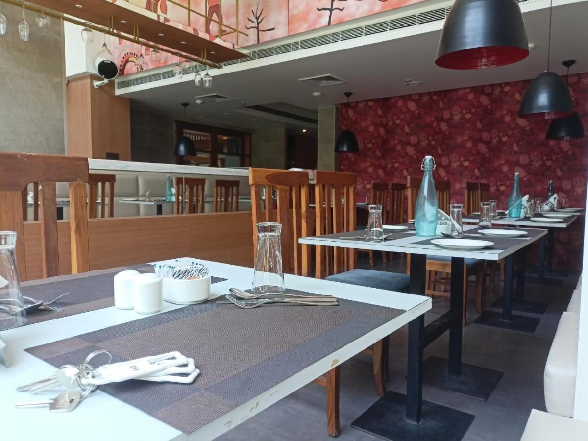 Abhyagama Hotel Digha  Eksteriør billede