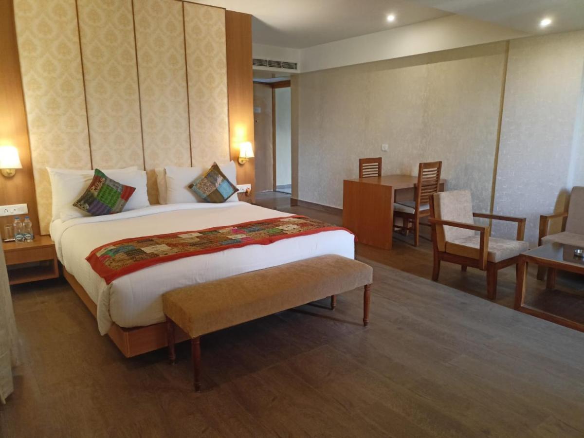Abhyagama Hotel Digha  Eksteriør billede